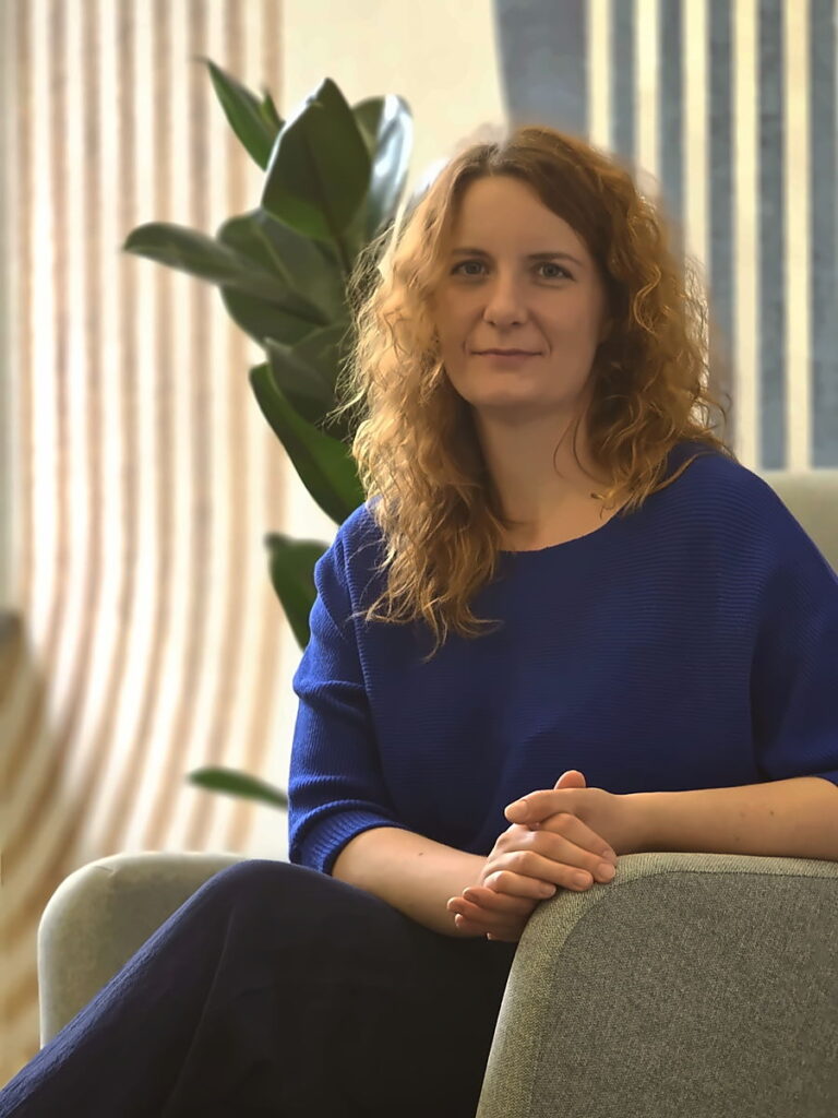 Nina Manikowska — psychoterapeutka w trakcie szkolenia, w gabinecie Verba w Toruniu